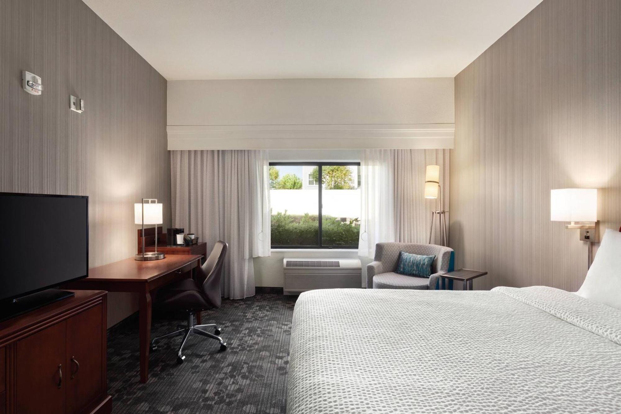 Hotel Courtyard By Marriott Salinas Monterey Exteriér fotografie